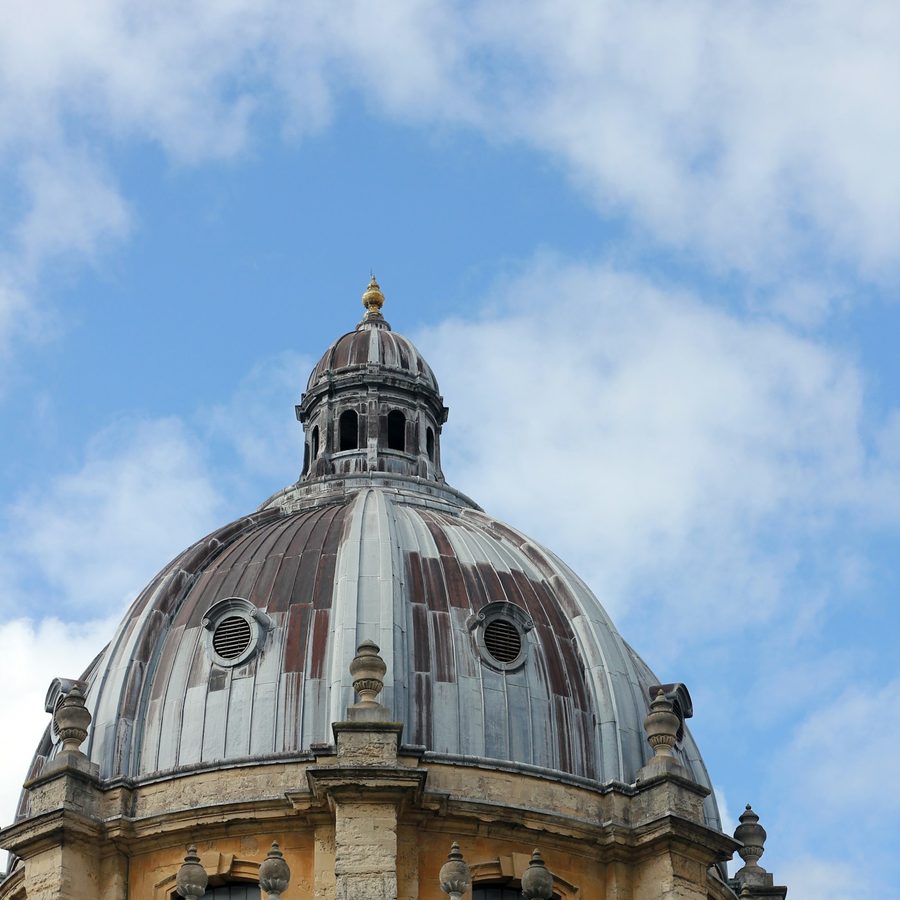 The dome of the Radcliffe Camera in Oxford against a blue sky